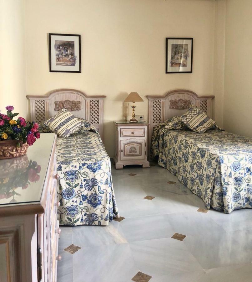Riyadh House Marbella Apartment ภายนอก รูปภาพ