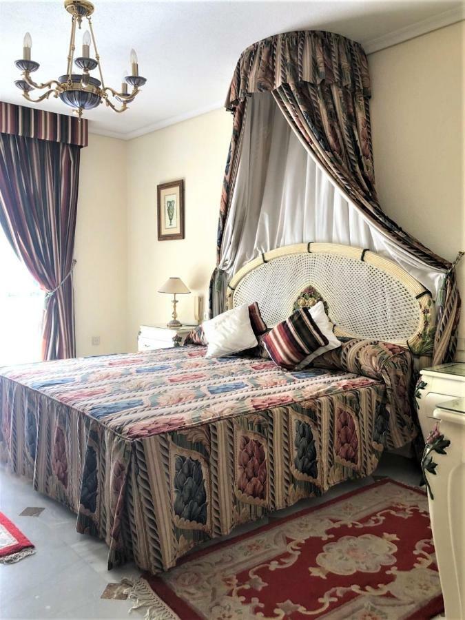 Riyadh House Marbella Apartment ภายนอก รูปภาพ