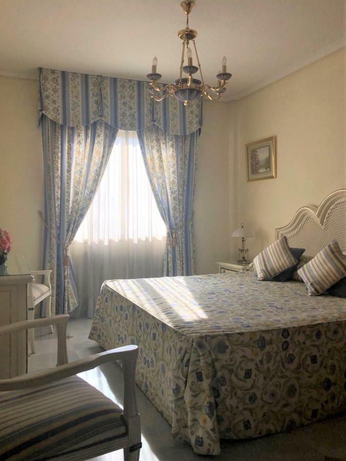 Riyadh House Marbella Apartment ภายนอก รูปภาพ