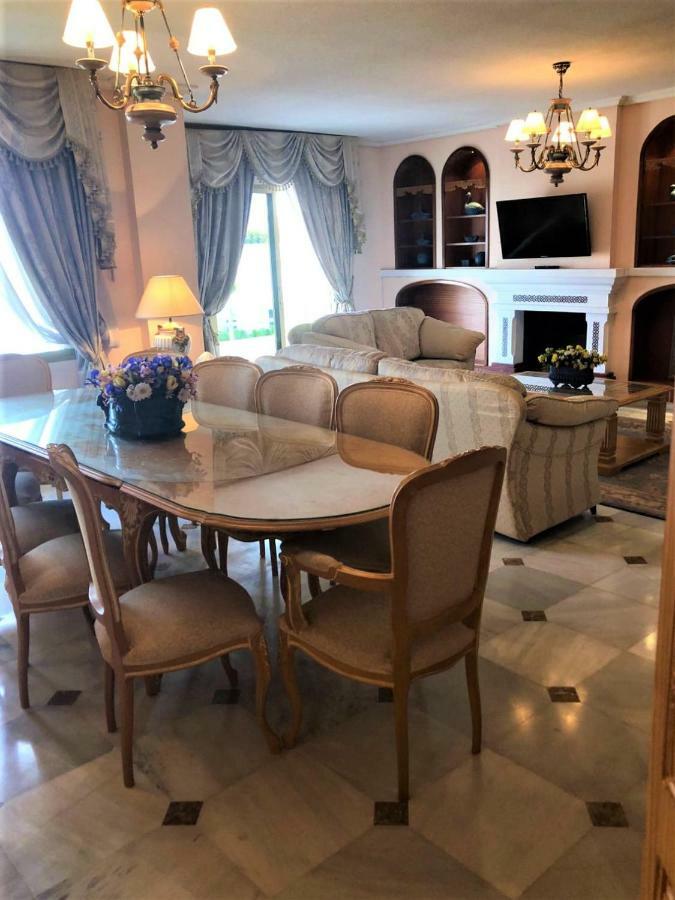 Riyadh House Marbella Apartment ภายนอก รูปภาพ