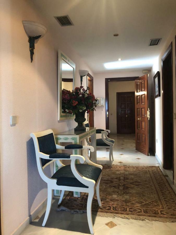 Riyadh House Marbella Apartment ภายนอก รูปภาพ